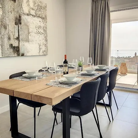 Via Celere 2330 Sea View *