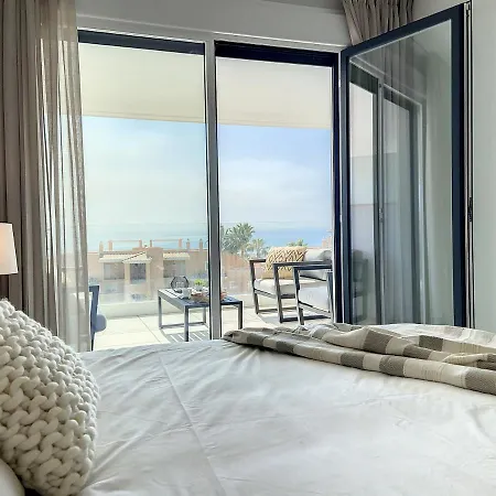 Via Celere 2330 Sea View